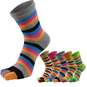 Носки в радужные полосы для мужчин и женщин Высококачественные теплые эластичные носки с пятью пальцами ног Ретро Harajuku Повседневные спортивные носки