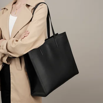 Новая нишевая сумка Женская сумка Кожаный портфель большой емкости Компьютерная сумка Черная сумка из воловьей кожи